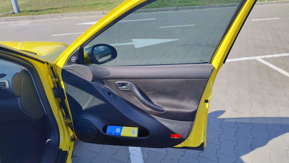 продам авто SEAT LEON 2003