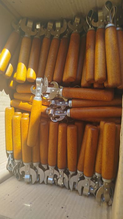 Відкривачка для банок з нержавійки