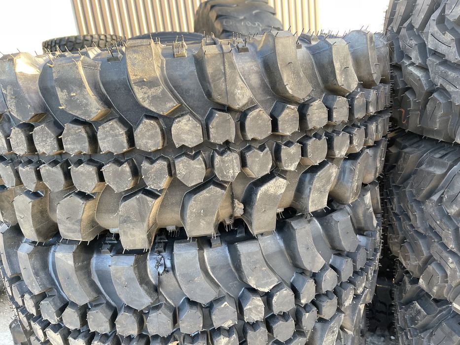 Шини Trekker 235/70r15(наварка)