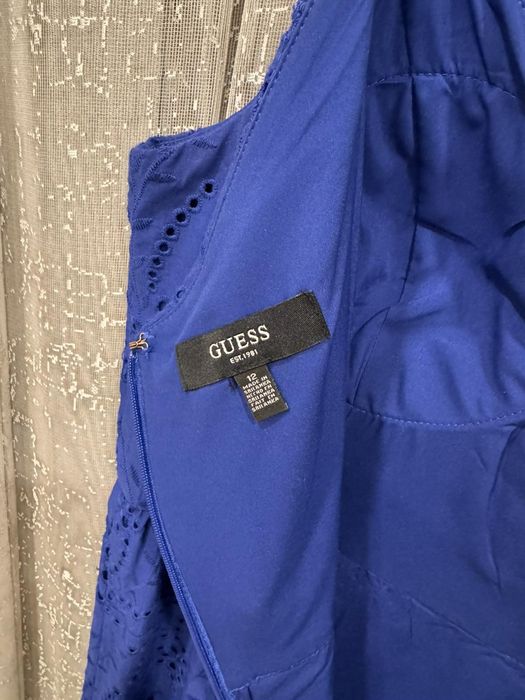 Сукня GUESS нарядна мереживна бавовняна асиметрична синя, розмір L-XL