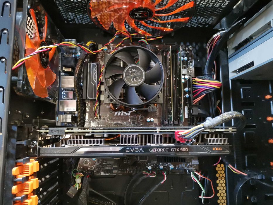 ПК / PC / Ryzen 7 1700X (8 ядер) / 16 DDR4 / 256 SSD / GeForce GTX 960 - 4 GB