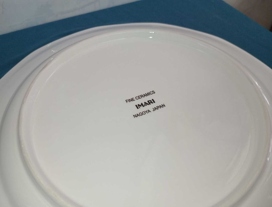 Продаются совершенно новые блюда-тарелки (2 шт.) (Япония)