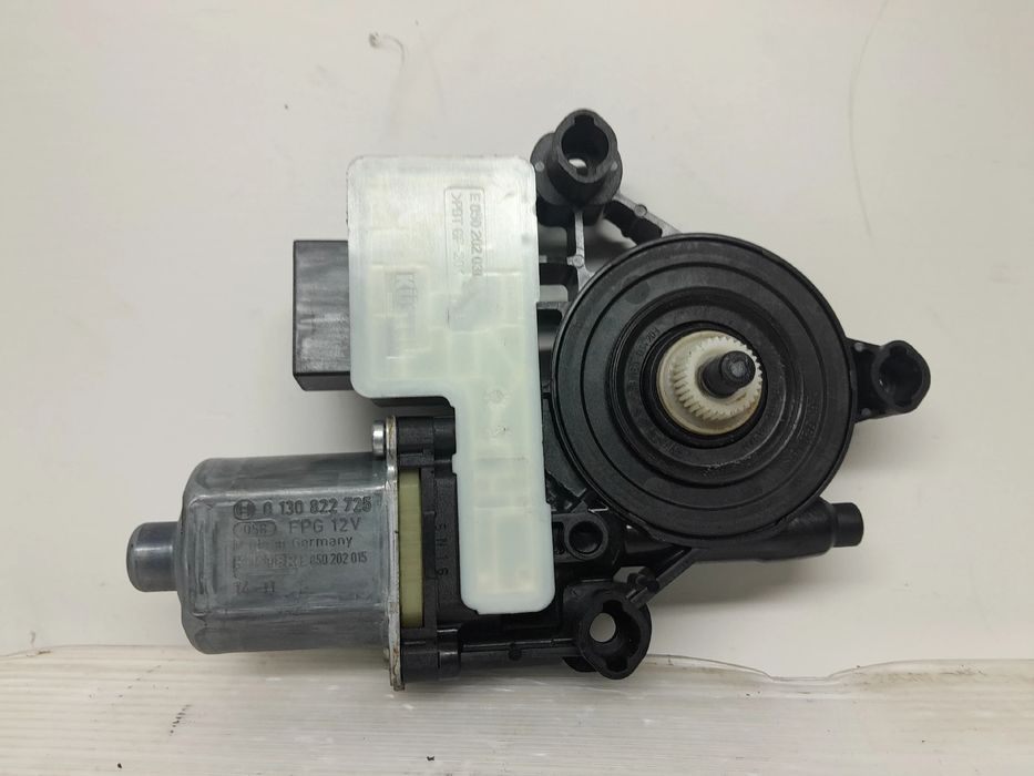 Motor vidro trás esquerdo SEAT Leon (5F1)