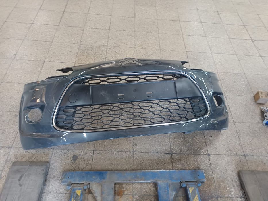 Parachoques citroen DS3