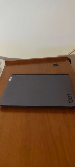 Lenovo LOQ 15APH8 – Ryzen 7 7840HS • RTX 4060 • Excelente Estado