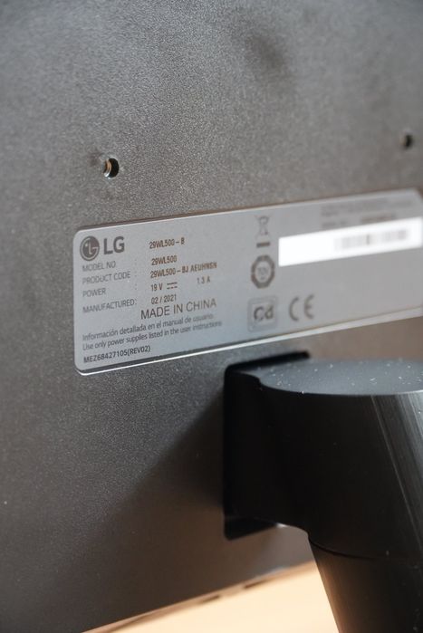 Monitor LG Ultrawide 29” IPS 21:9 – Ideal para Trabalho & Multitasking