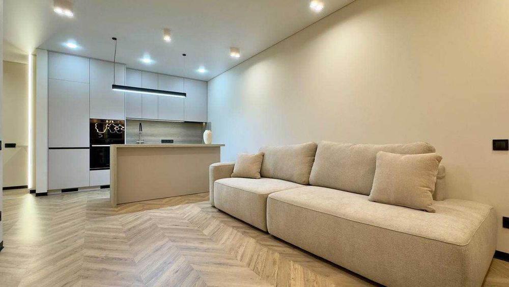 Продаж!!! 2-кімнатна квартира Варшавський 2 поверх 5 перепоступка