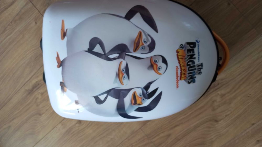 Walizka pingwiny z Madagaskaru