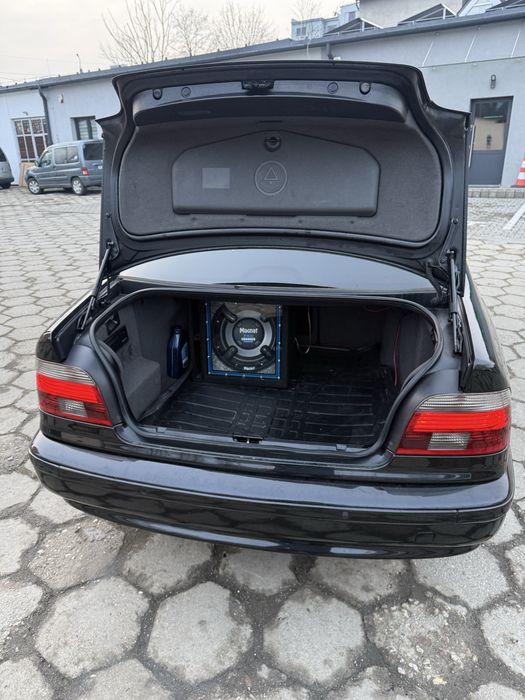 2001 BMW E39 5 series