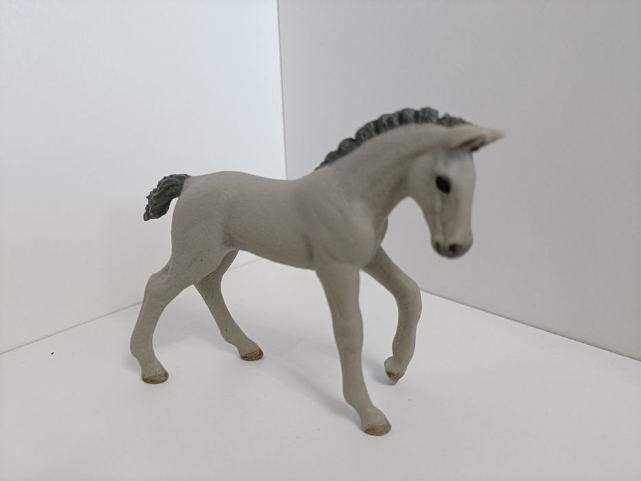 Figurki Koni Schleich