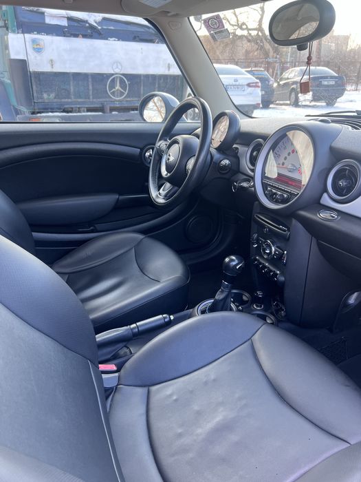 Mini clubman 1.6 бензин