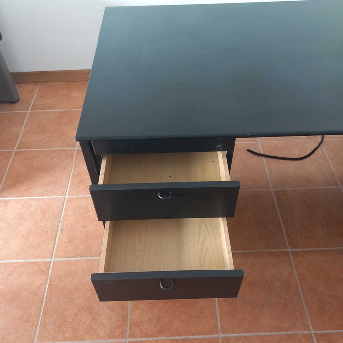 Secretária em L Preta