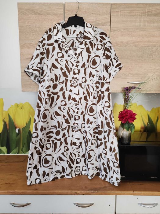 Lekka sukienka koszulowa midi rozmiar ok 48 poliester