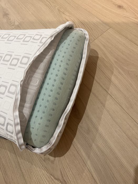 Poduszka ergonomiczna memory