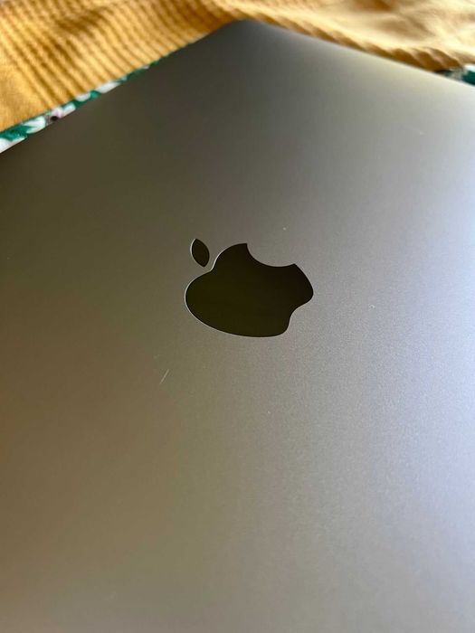 Macbook Pro M1 2020 13" 512GB 16GB RAM