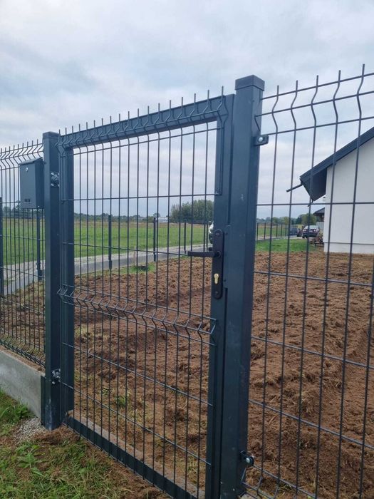 Tanio Ogrodzenia panelowe 3D Kompleksowo Wycena Transport Montaż