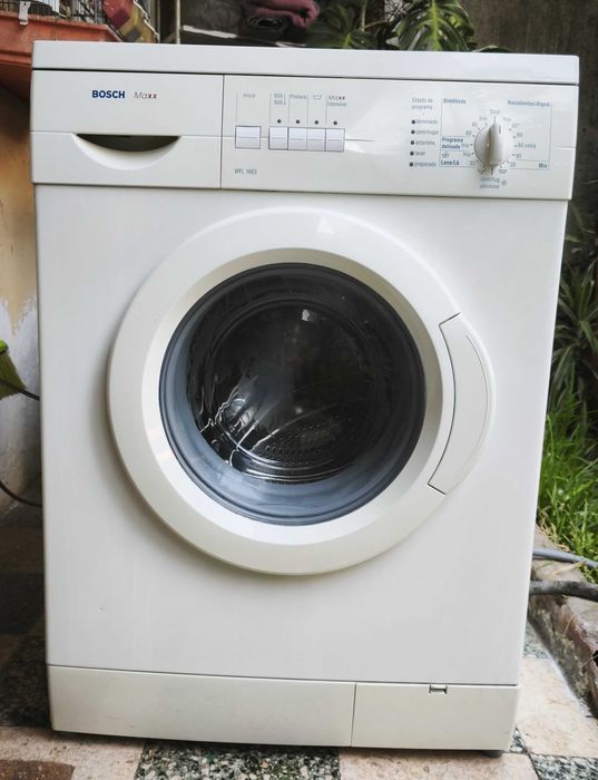 Máquina de Lavar Roupa Bosch ( entrega )