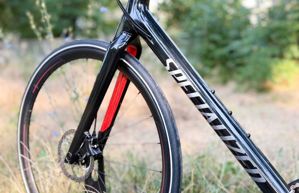 Specialized Sirrus Elite Carbon велосипед для вулиць