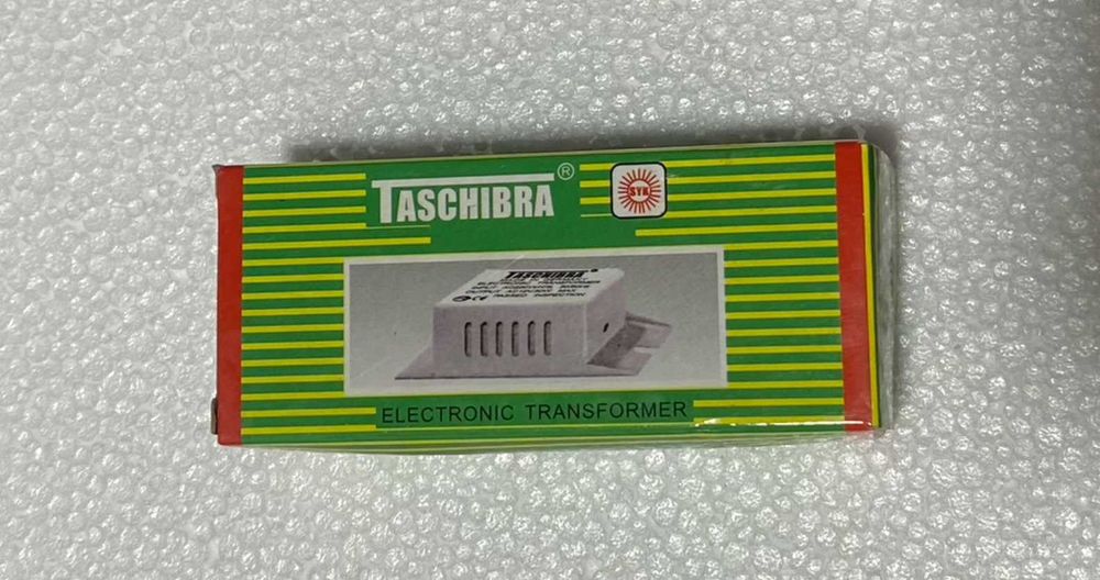 Блок Трансформатор - 12V - 50W - Для люстр, ламп і тд...