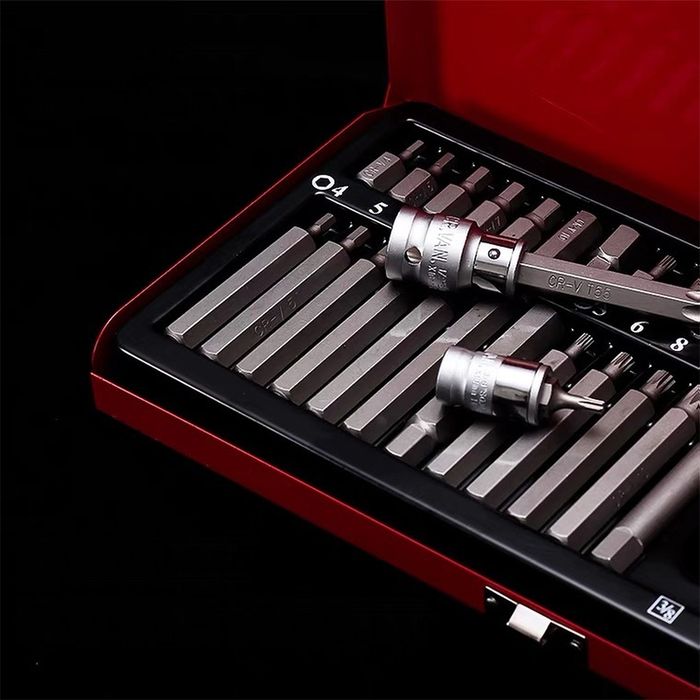 Conjunto DE 44 brocas Torx T20-T60 H4-H12 etc NOVO
