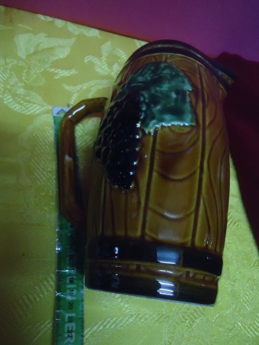 C. Pereira Jar64586302727809122