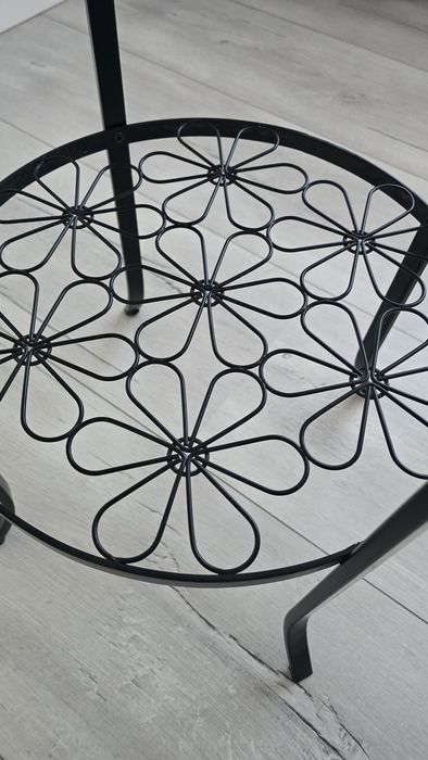 Stolik Ikea KLINGSBO