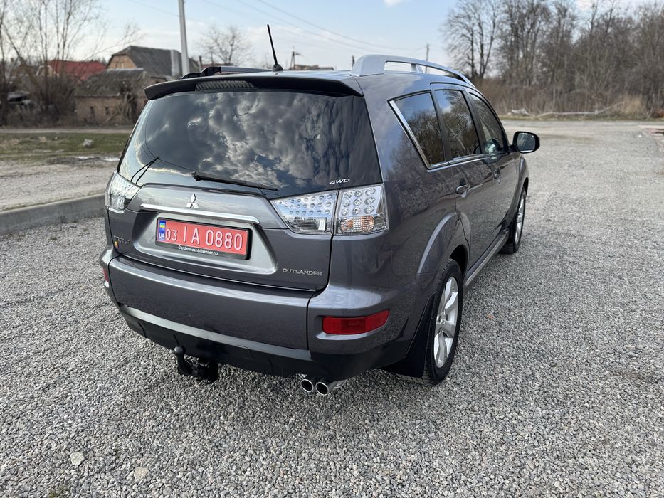 Mitsubishi Outlander
