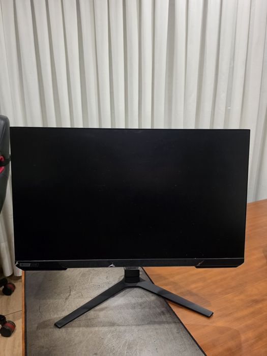Monitor Samsung Odyssey G4 27" G40B IPS FHD 240Hz 1ms FreeSync Premium G-Sync
