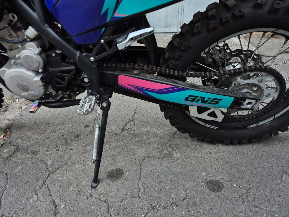 Мотоцикл GEON DAKAR GNS 300 (4V)
