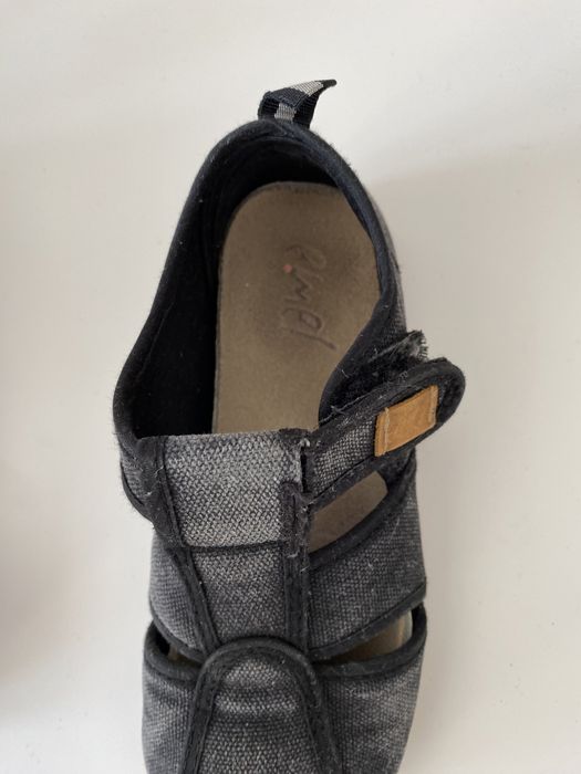 Kapcie Emel  rozmiar 28