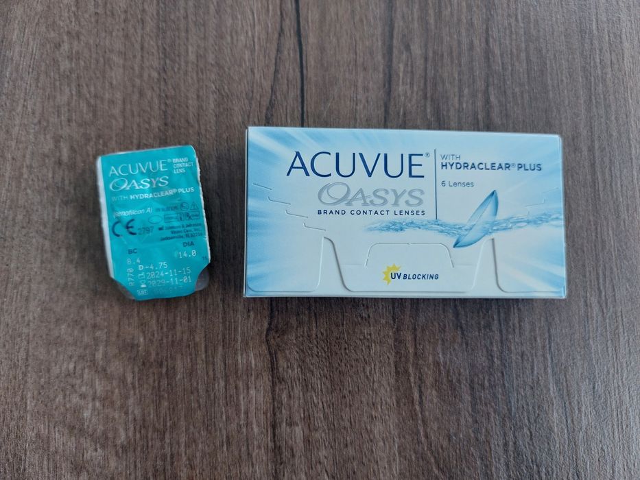 Контактні лінзи двотижневого носіння Acuvue Oasys with Hydraclear Plus -4,75