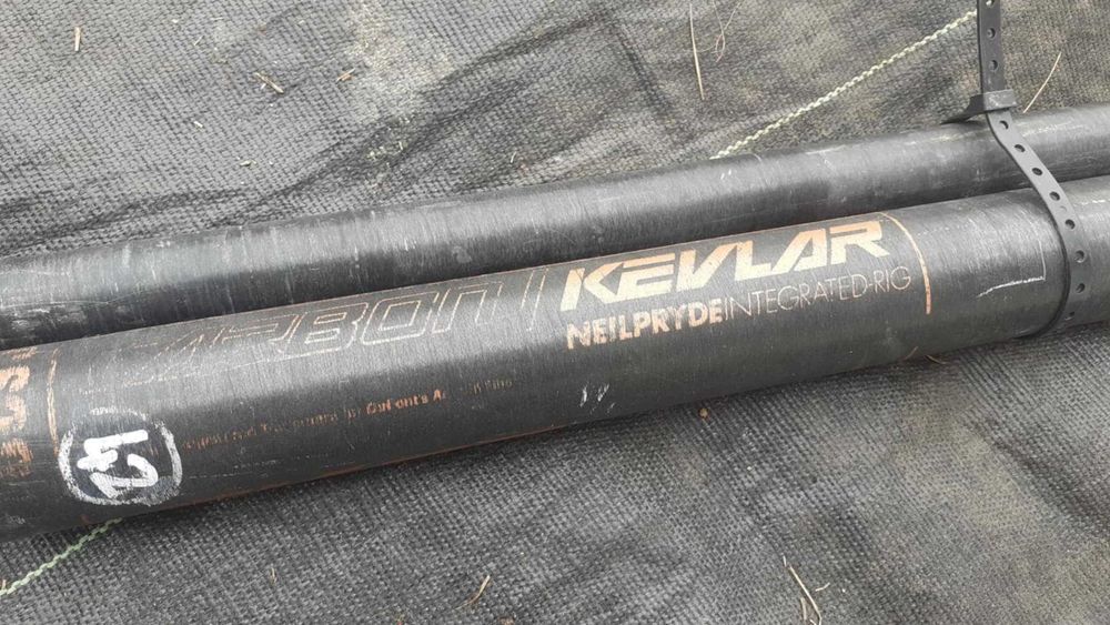 490 cm neil pryde maszt windsurfingowy c 55/kevlar używany