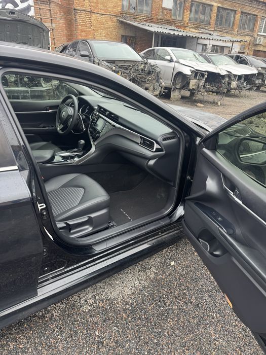 Бампер передній Toyota Camry 70 usa 2.5 A25AFKS 218 колір