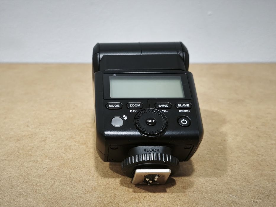 Máquina Fujifilm e acessórios