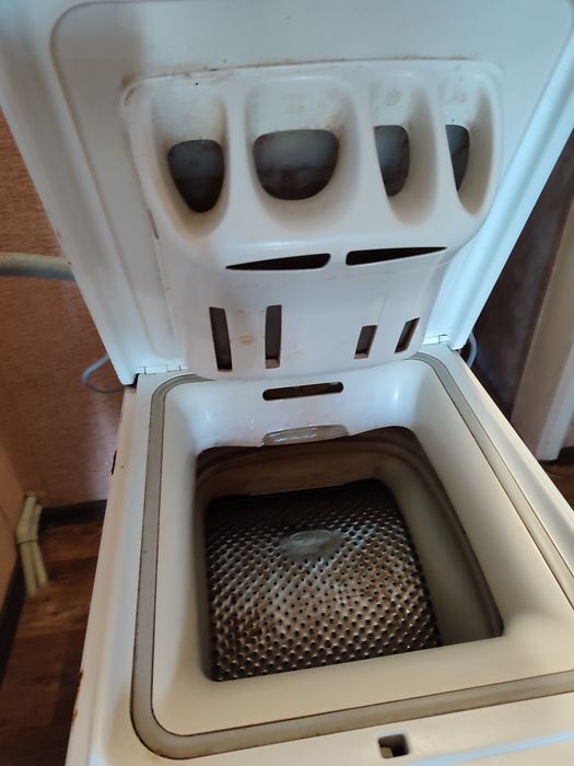 Машинка пральна Whirlpool