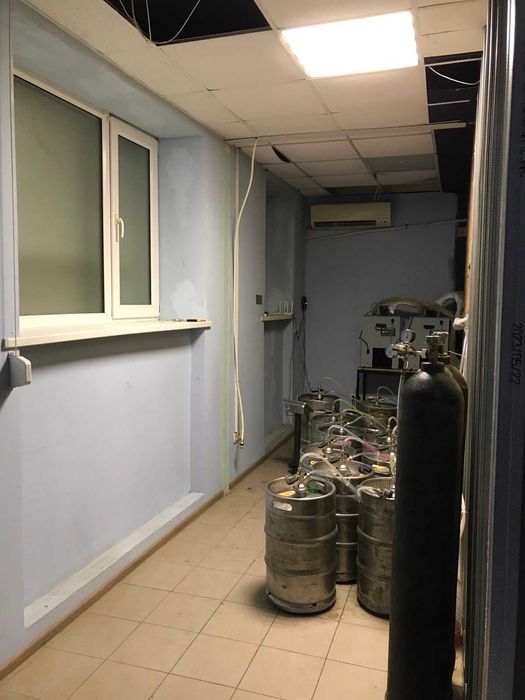 Сдам помещение нежилого фонд-пр. Калнышевского-красная линия-58 м.кв.!