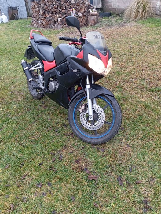 * Honda CBR 125 *
