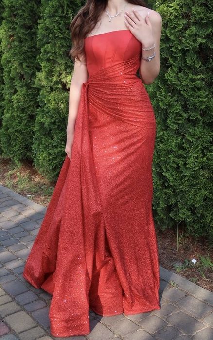 вечірня/випускна сукня