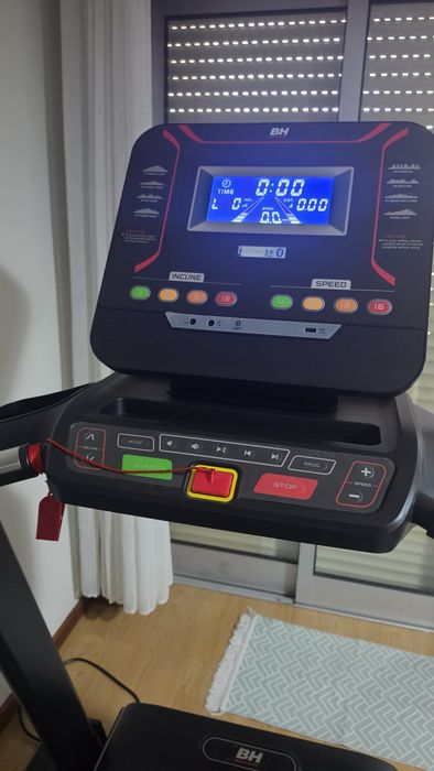 Passadeira de corrida BH Fitness