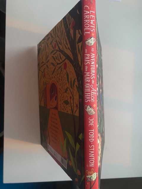 Livro infantil "As aventuras de Alice no País das Maravilhas" (novo)