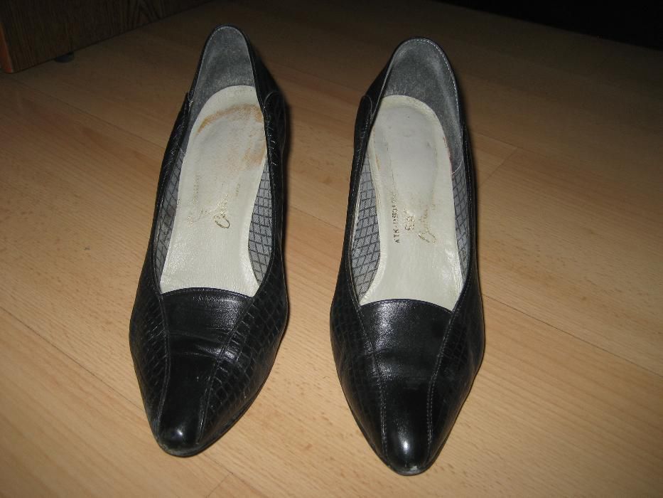 eleganckie czarne szpilki 38