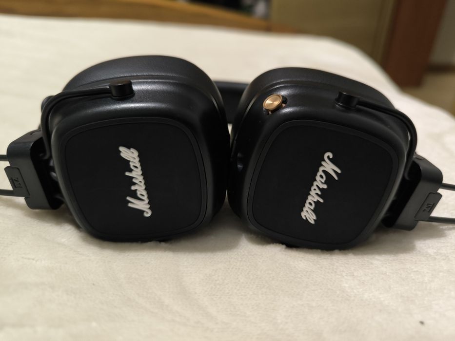 Marshall IV Praticamente Novos/caixa/livros