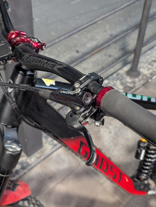 Ghost riot EN universal