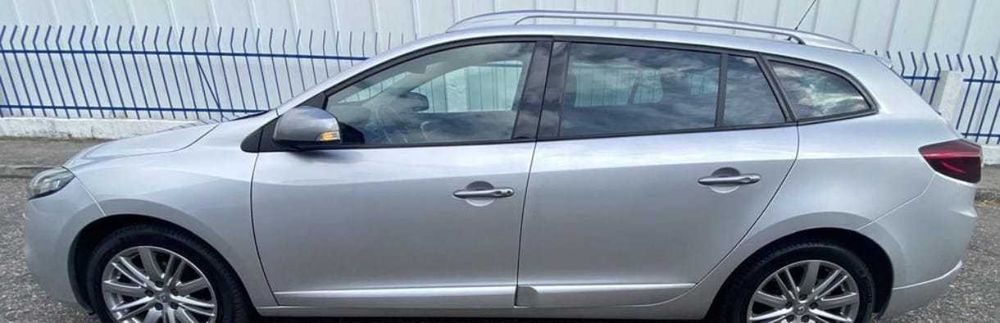 RENAULT MEGANE III 1.5 DCI 110CV excelente estado de uso