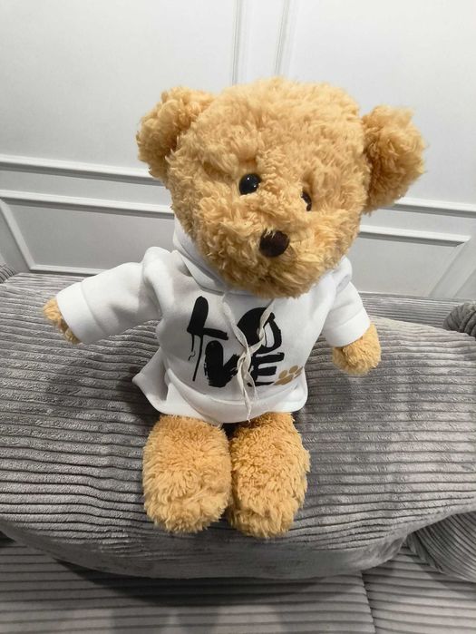 Pluszowy Miś fundacji TVN Podaruj Misia 2020