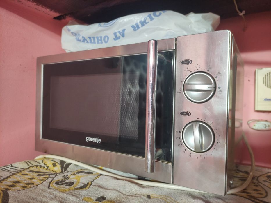 Мікрохвильова піч Gorenje MO17 ME