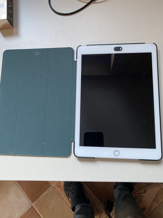 iPad 6 gen 128 GB