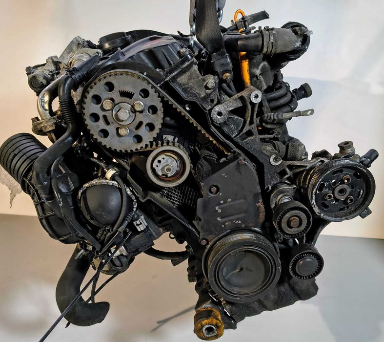 Silnik Kompletny Audi A4 B7 1.9 TDI, BRB