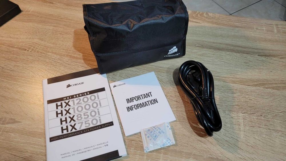 Corsair HX1000i – 1000W, 80+ Platinum, modularny – nowy