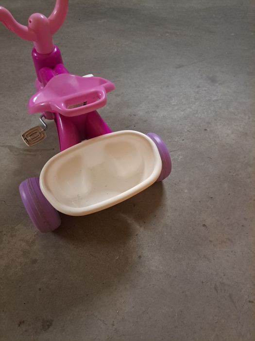 Triciclo minnie c/ cesto